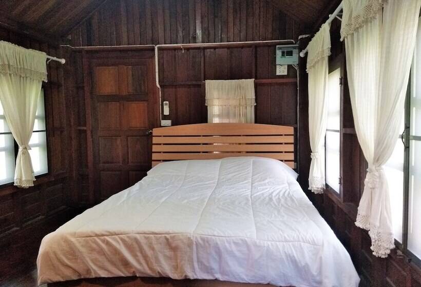 Szálloda Suwanalak Resort