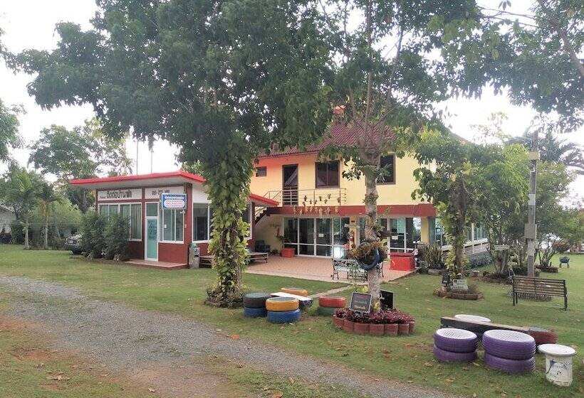 Szálloda Suwanalak Resort