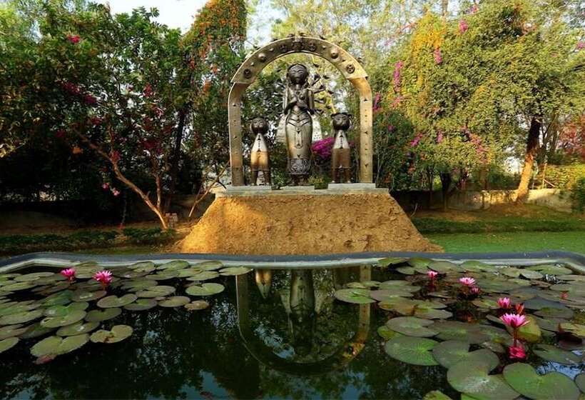 בית מלון כפרי The Garden Bungalow