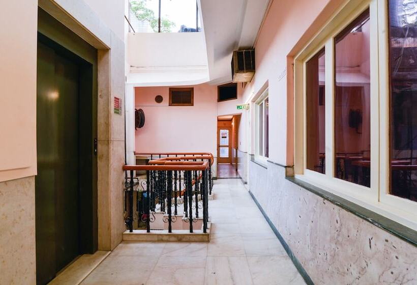 בית מלון כפרי Treebo The Daffodils