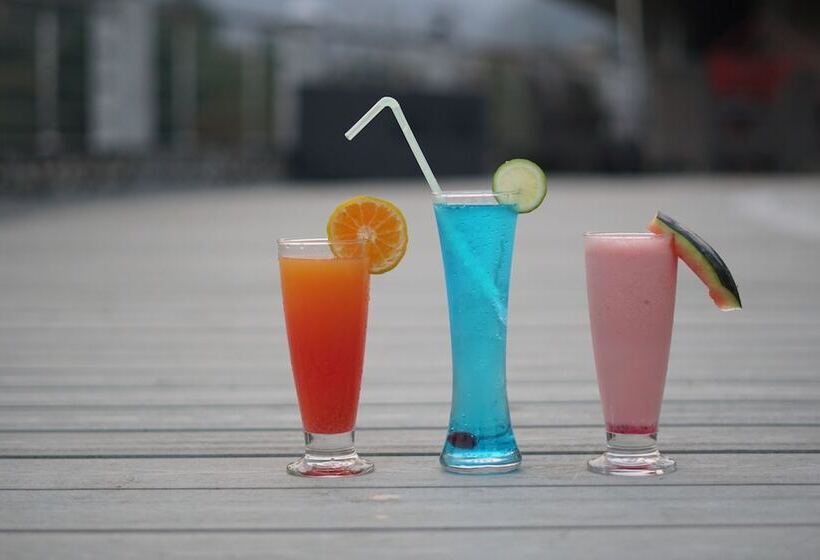 בית מלון כפרי Waii Inetrnational