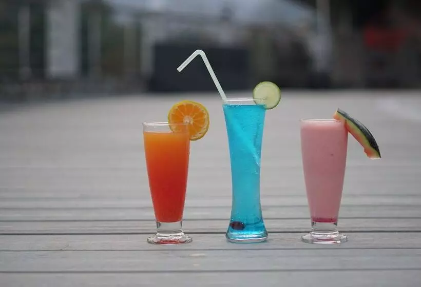 Hotelli Waii Inetrnational