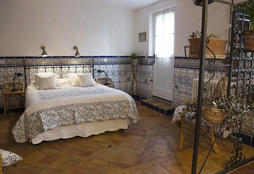 ペンション Domaine De Berthalay