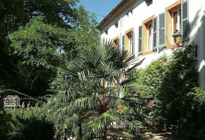 ペンション Domaine De Berthalay