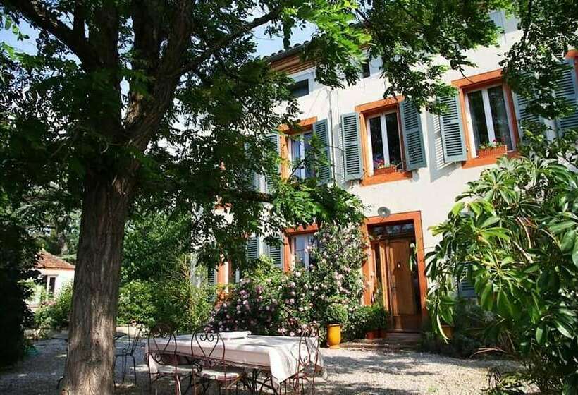 ペンション Domaine De Berthalay