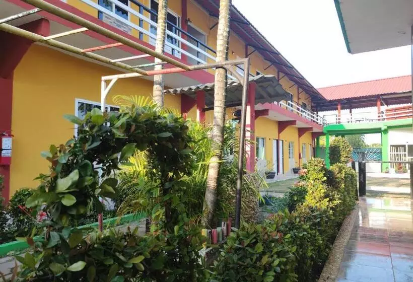 ペンション Hospedaje Barrancas