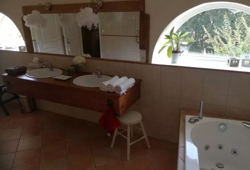 Majatalo Mon Petit Soulié