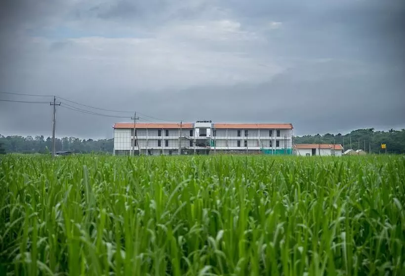 Starling River Resort