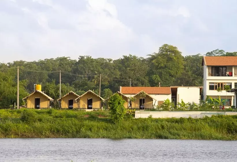 Starling River Resort