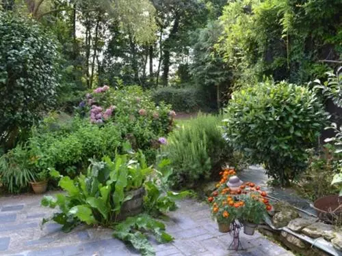 B&b ~ Repos Sous Les Arbres