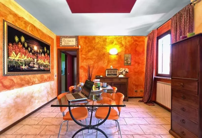 Aamiaismajoitus (B&B) La Casa Di Miele