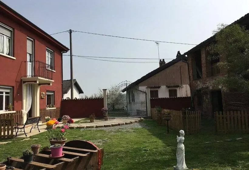 Aamiaismajoitus (B&B) La Rosa Tra Le Vigne