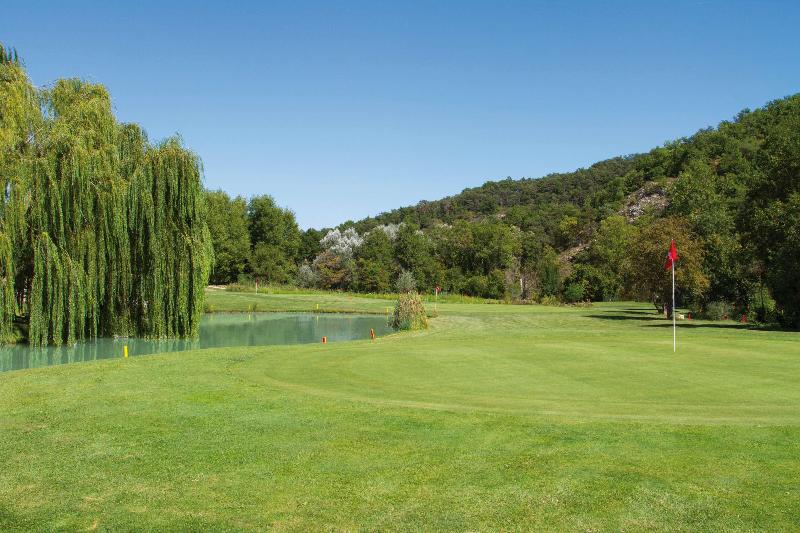 Domaine Ribiera, Hotel 5 Etoiles, Spa & Golf Forcalquier