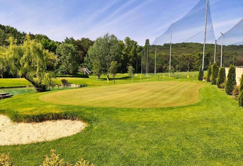 Domaine Ribiera, Hotel 5 Etoiles, Spa & Golf Forcalquier