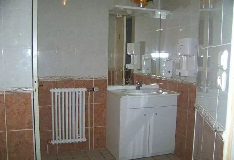 Hostelli Auberge De La Tourelle