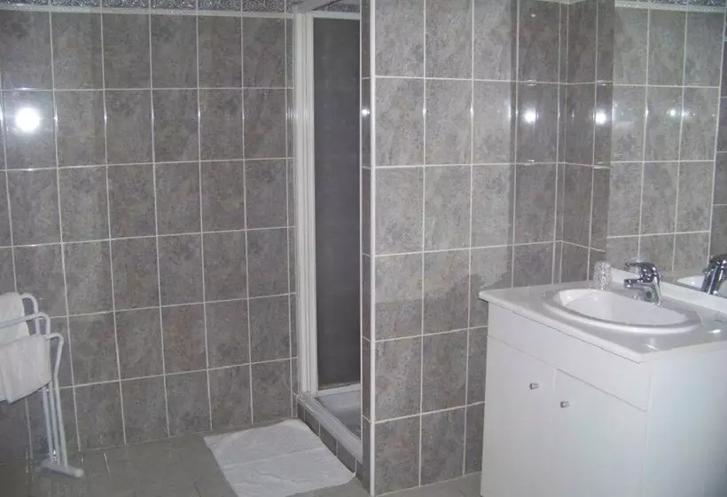 Hostelli Auberge De La Tourelle