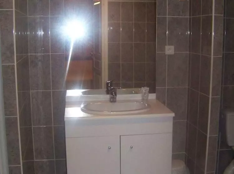 Hostelli Auberge De La Tourelle