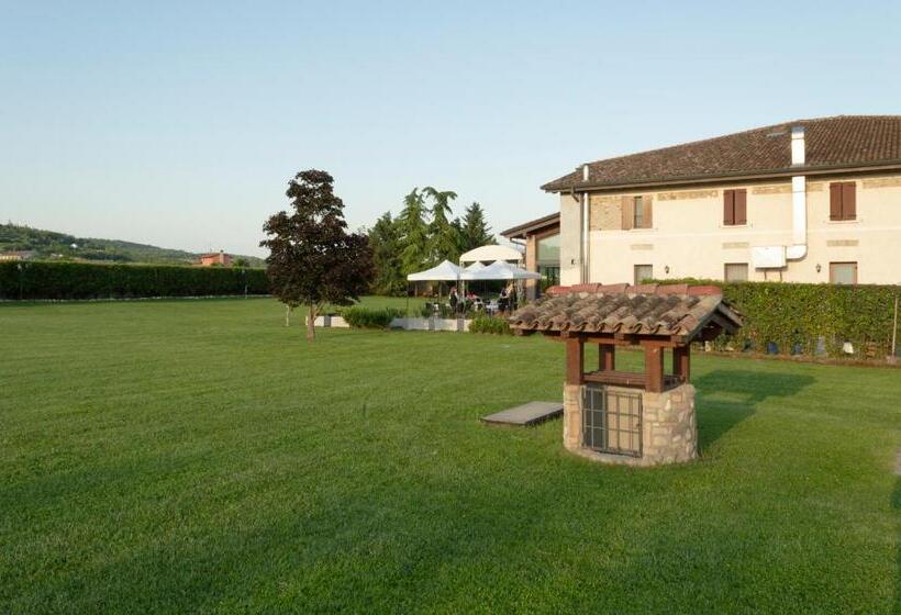 בית מלון כפרי Alla Corte Dei Bicchi