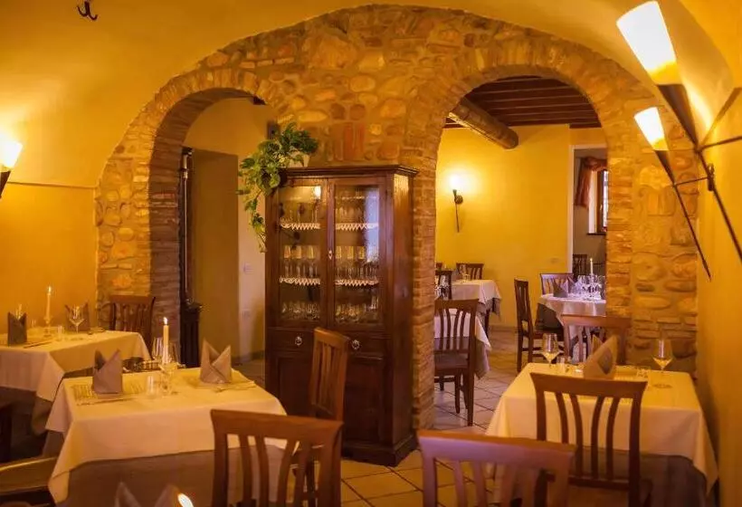 Hotelli Alla Corte Dei Bicchi