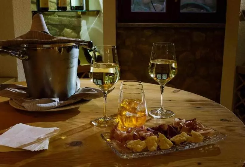 Hotelli Alla Corte Dei Bicchi