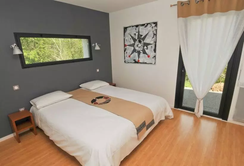 Hotelli Auberge Des Voyajoueurs