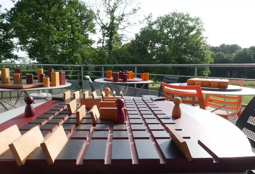 Hotelli Auberge Des Voyajoueurs