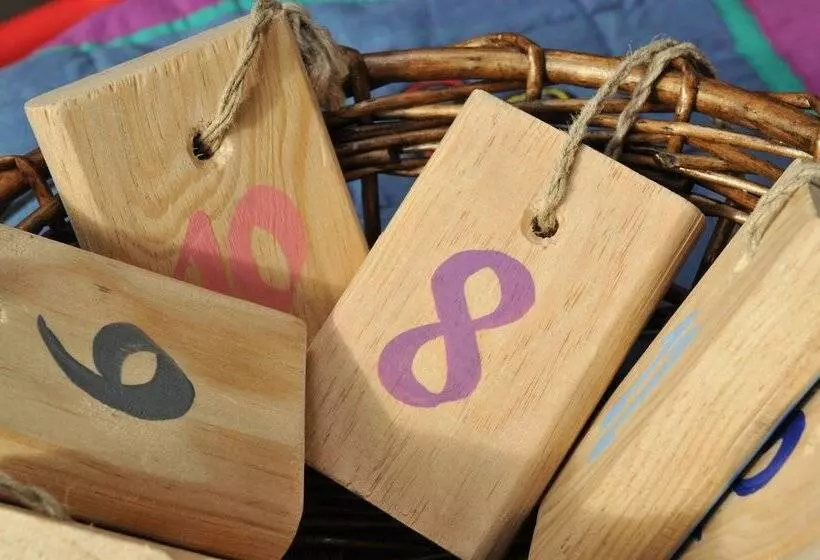 Hotelli Auberge Des Voyajoueurs