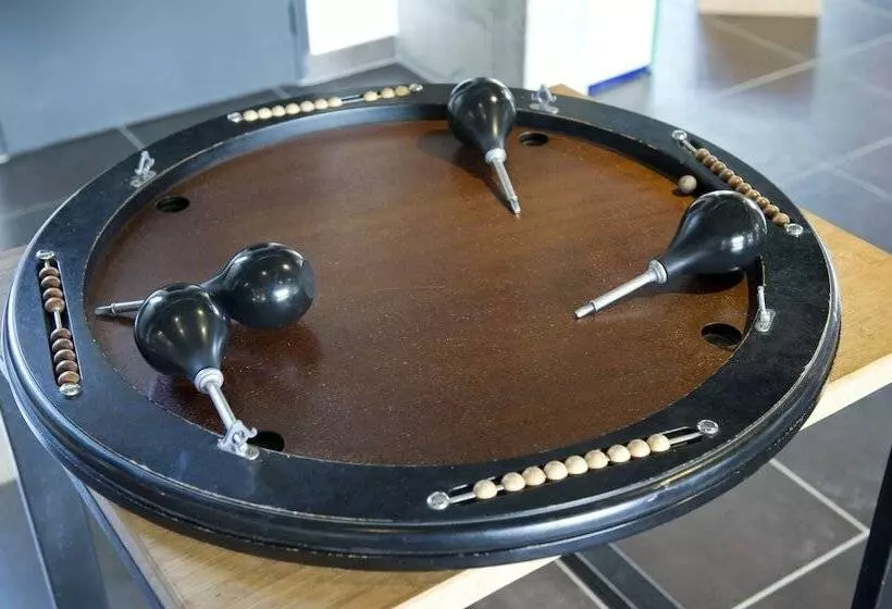 Hotelli Auberge Des Voyajoueurs