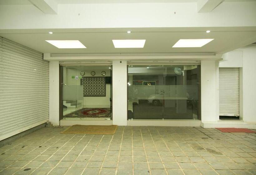 Hotell Dreamland Residency