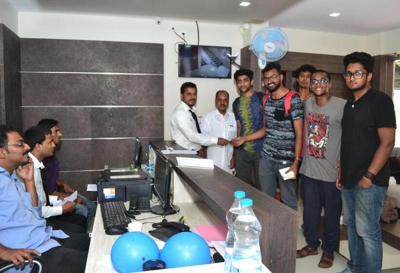 Hotell Dreamland Residency