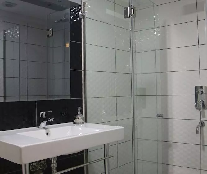 Hotelli Minerva Pazar