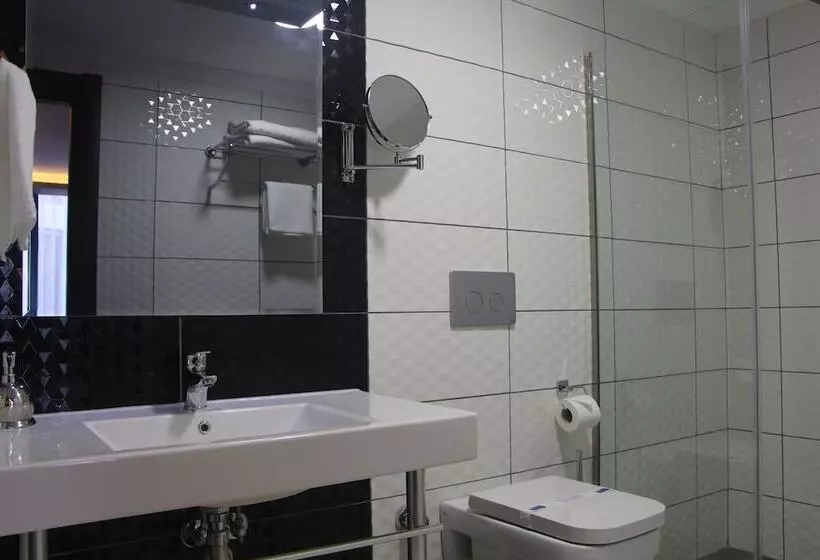 Hotelli Minerva Pazar