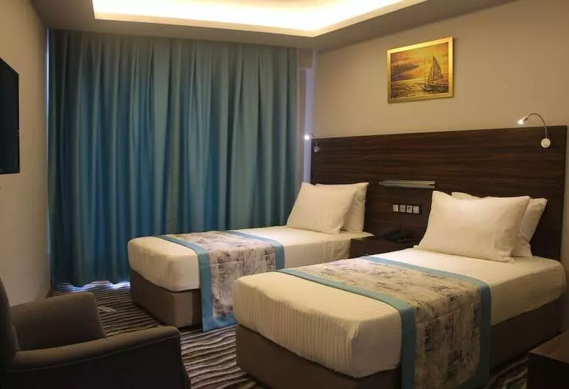 Hotelli Minerva Pazar