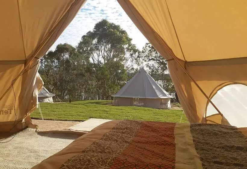 Hotelli Reflections   Lake Cooby