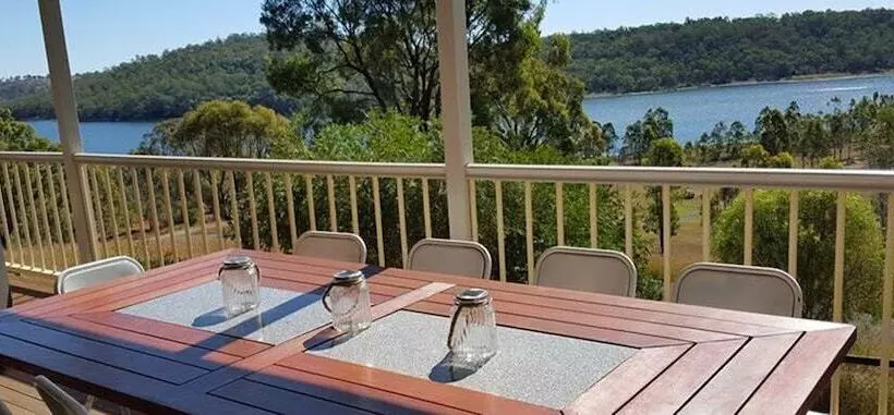 Hotelli Reflections   Lake Cooby