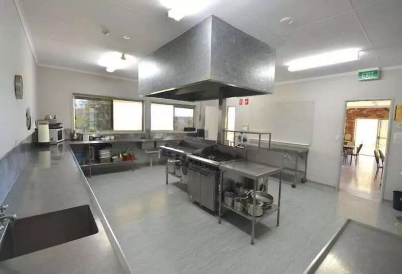 Hotelli Reflections   Lake Cooby