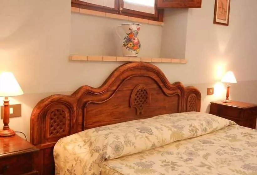 Maaseutuhotelli Villa Pardi