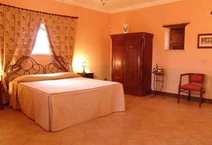 Maaseutuhotelli Villa Pardi