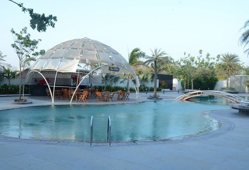 Hotell The Emerald Club