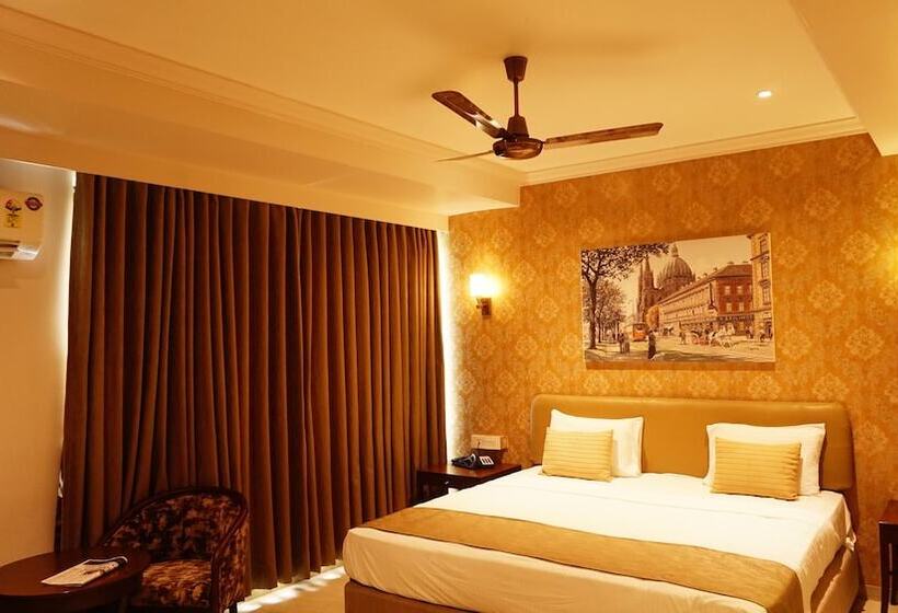 Hotell The Emerald Club