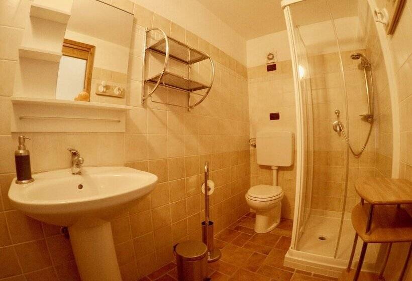 Пансион 4lander House Balins