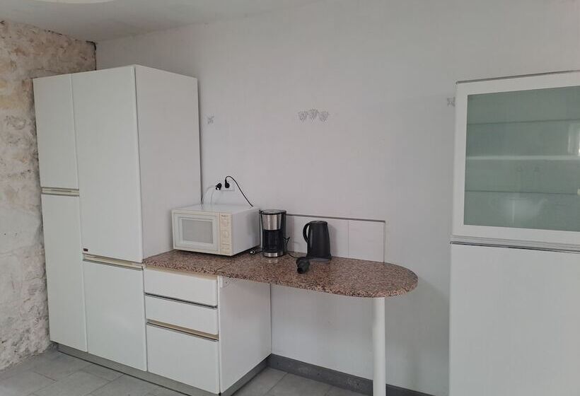 膳宿费 La Cadournaise