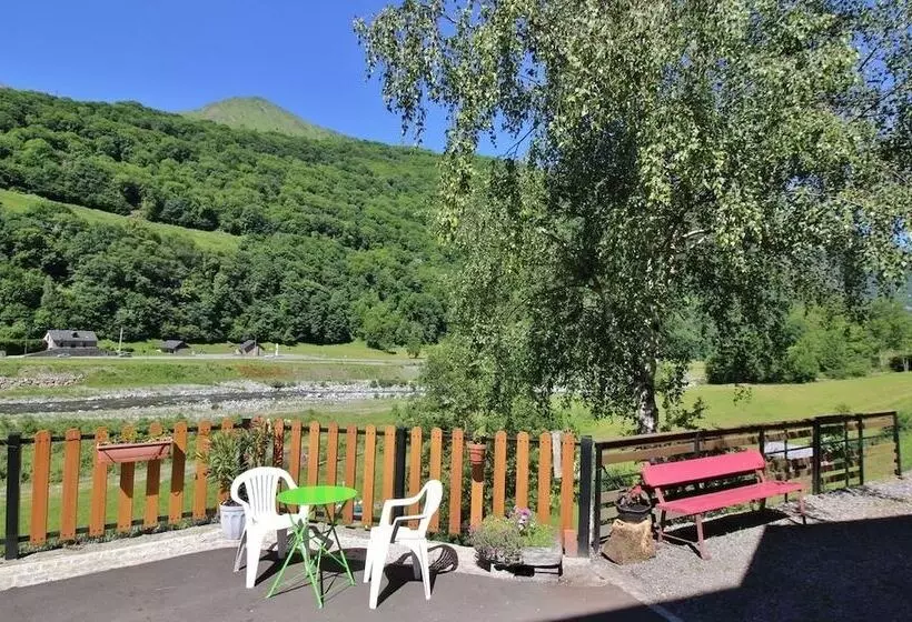 Aamiaismajoitus (B&B) Chambres D'hôtes La Munia