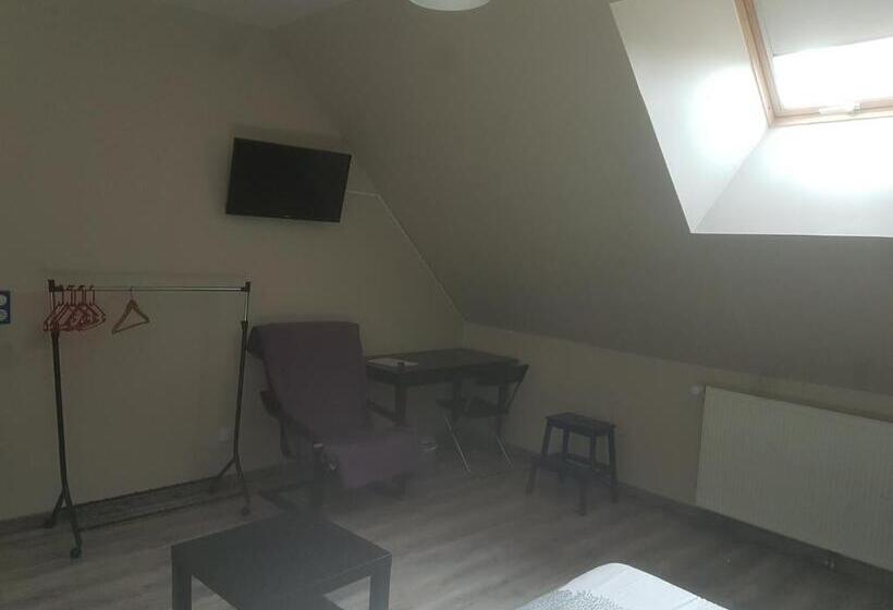 Bed and Breakfast L Etoile De La Fontchevriere