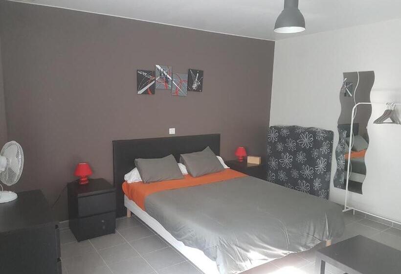 Bed and Breakfast L Etoile De La Fontchevriere