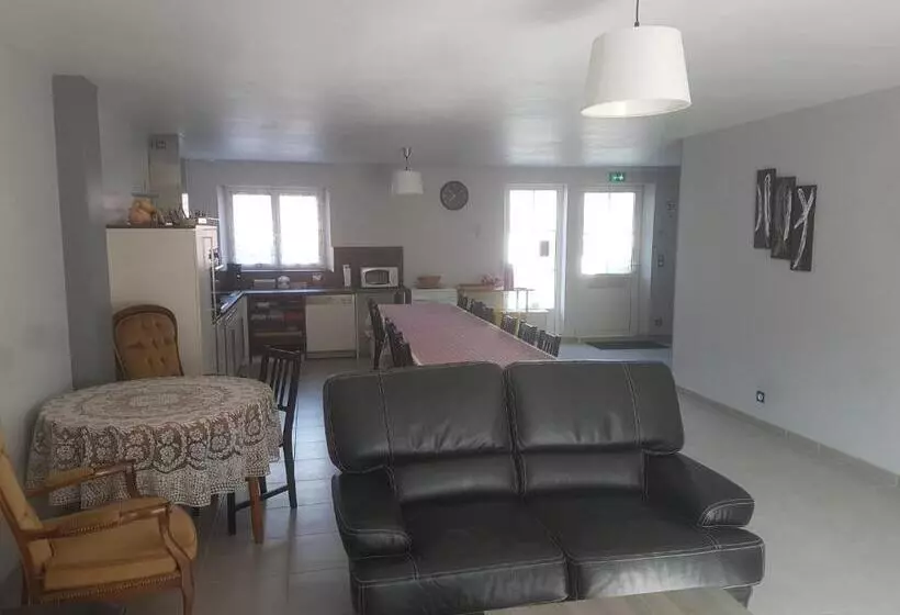 Aamiaismajoitus (B&B) L Etoile De La Fontchevriere