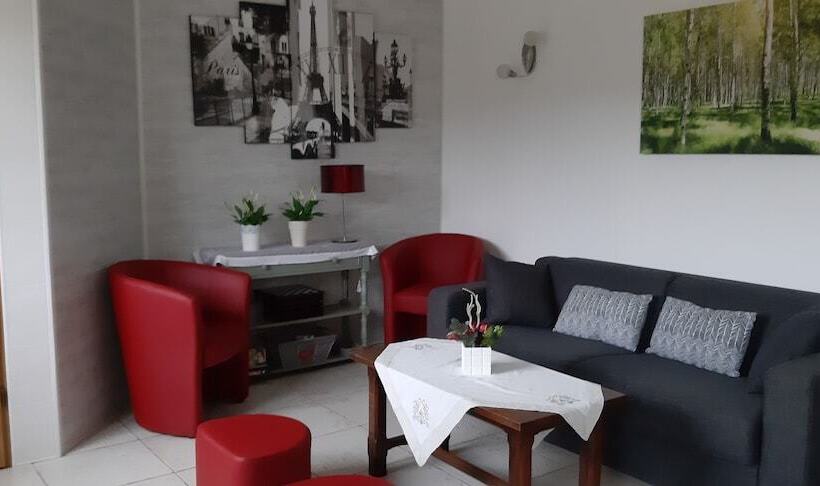 مبيت وإفطار Les Acacias