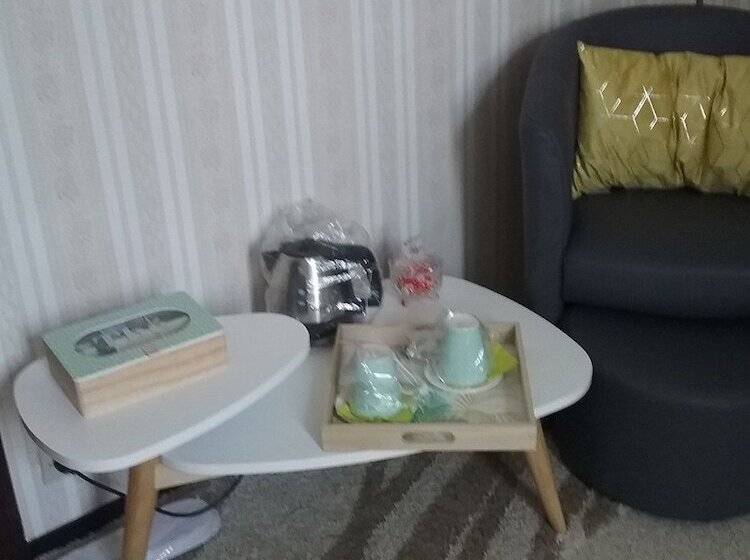 مبيت وإفطار Les Acacias