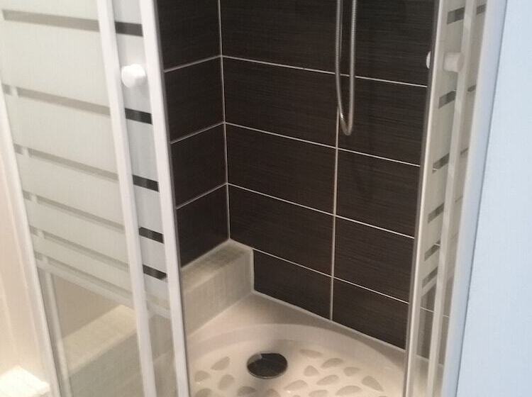 مبيت وإفطار Les Acacias