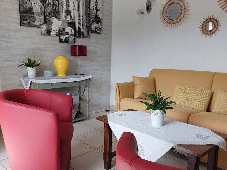 مبيت وإفطار Les Acacias